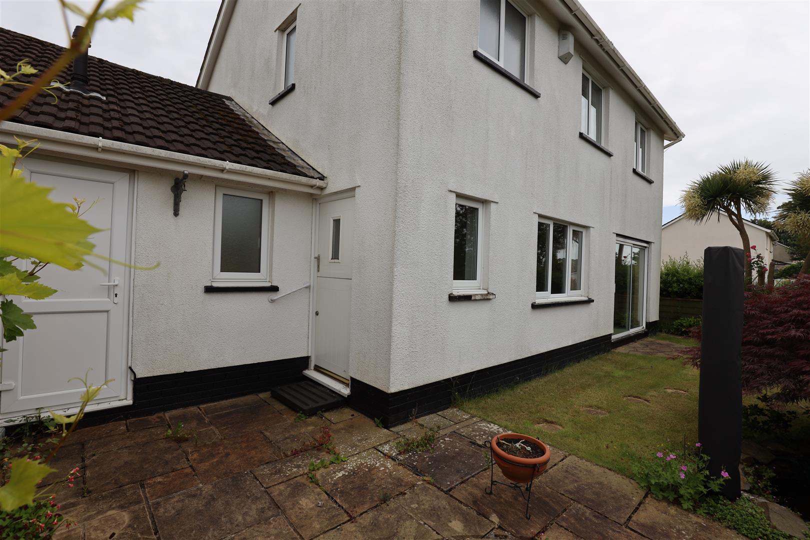 Hillside Drive, Cowbridge, Vale of Glamorgan, CF71 7EA